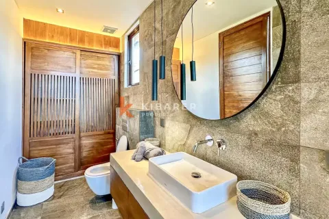 4 bedrooms Villa in Badung, Indonesia No. 13181 11