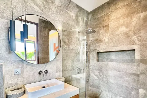 4 bedrooms Villa in Badung, Indonesia No. 13181 15