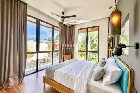 4 bedrooms Villa in Badung, Indonesia No. 13181 10