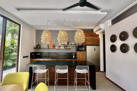4 bedrooms Villa in Badung, Indonesia No. 13181 5