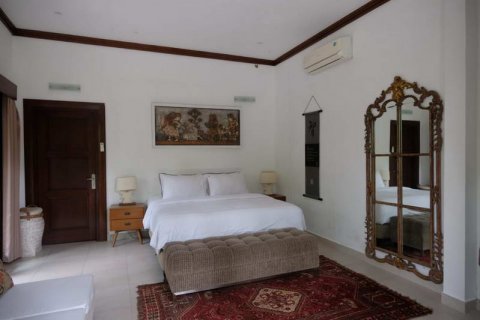 2 bedrooms Villa in Nusa Dua, Badung, Indonesia No. 254 12