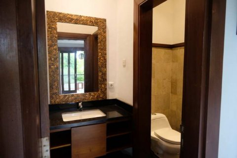 2 bedrooms Villa in Nusa Dua, Badung, Indonesia No. 254 7