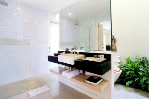 Вилла с 24 спальнями в Canggu, Бадунг, Индонезия № 255 26