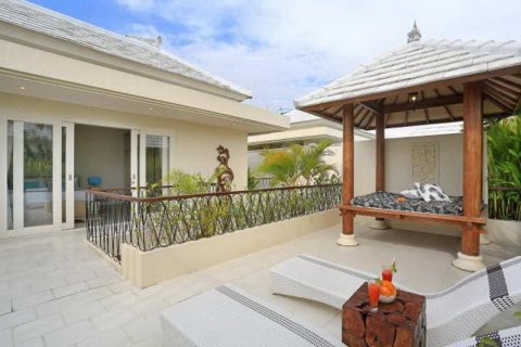 Вилла с 24 спальнями в Canggu, Бадунг, Индонезия № 255 24