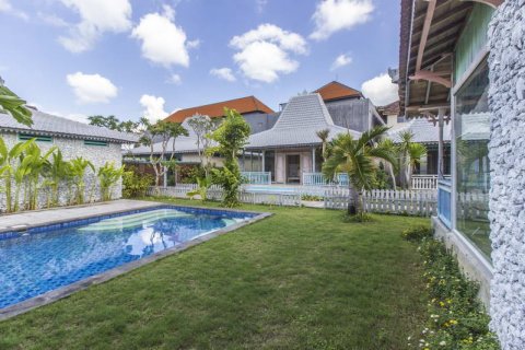 Вилла с 12 спальнями в Seminyak, Бадунг, Индонезия № 252 20