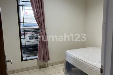 3 bedrooms House in Tangerang, Indonesia No. 13639 16