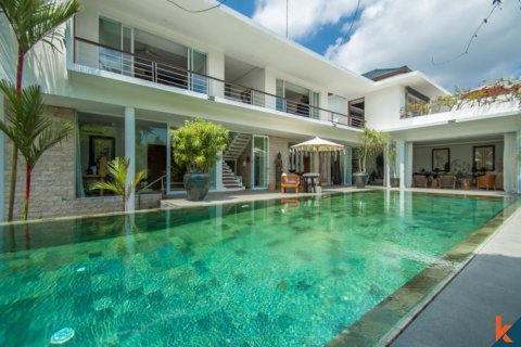 6 bedrooms Villa in Tumbak Bayuh, Mengwi, Badung, Indonesia No. 10958 4