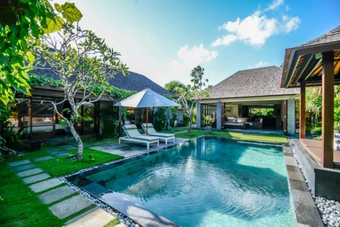3 bedrooms Villa in Seminyak, Badung, Indonesia No. 10957 7