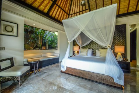 3 bedrooms Villa in Seminyak, Badung, Indonesia No. 10957 12