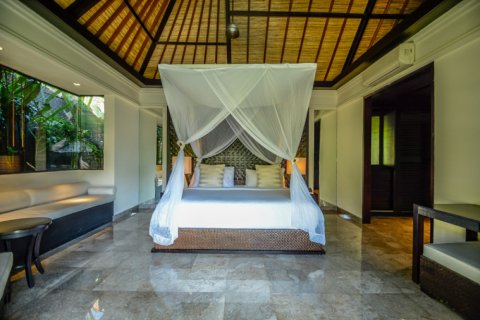 3 bedrooms Villa in Seminyak, Badung, Indonesia No. 10957 3