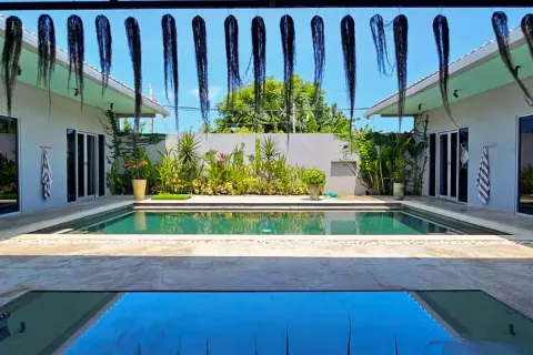 3 bedrooms Villa in Pecatu, Badung, Indonesia No. 10730 4