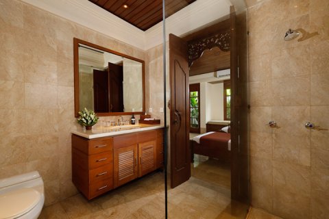 3 bedrooms Villa in Jimbaran, Badung, Indonesia No. 1780 14