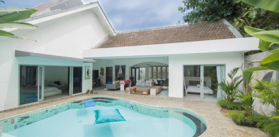 4 bedrooms Villa in Nusa Dua, Badung, Indonesia No. 10732