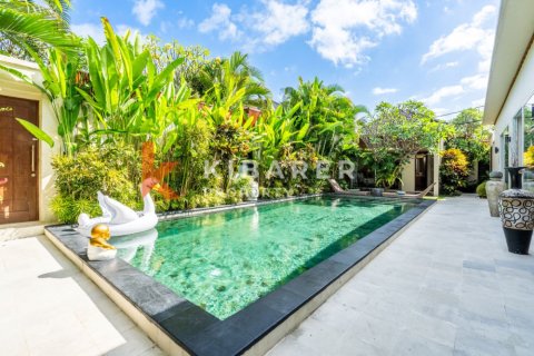 3 bedrooms Villa in Seminyak, Badung, Indonesia No. 13056 26
