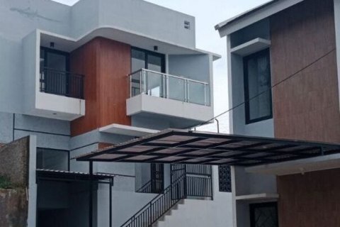 5 bedrooms House in Cimahi, Indonesia No. 5608 3