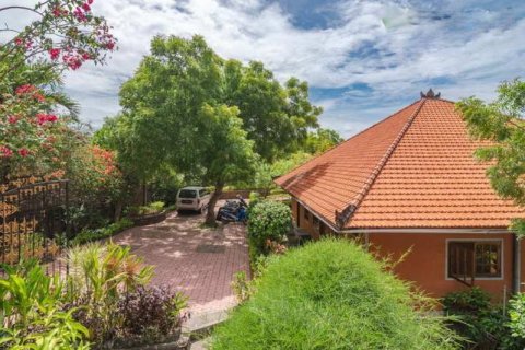 4 bedrooms Villa in Lovina, Anturan, Buleleng, Indonesia No. 7753 13