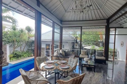 4 bedrooms Villa in Canggu, Badung, Indonesia No. 7636 14