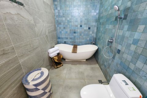 4 bedrooms Villa in South Kuta, Badung, Indonesia No. 11267 22