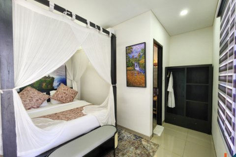 4 bedrooms Villa in South Kuta, Badung, Indonesia No. 11267 20