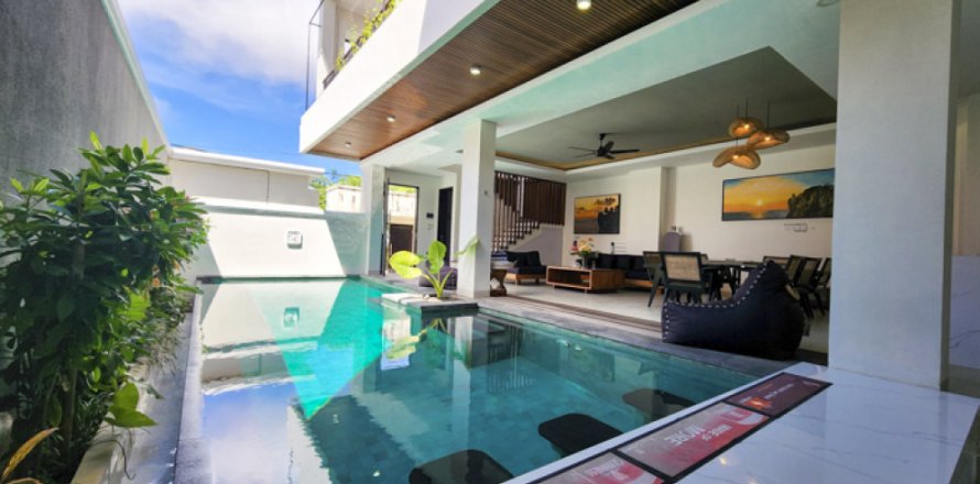 4 bedrooms Villa in South Kuta, Badung, Indonesia No. 11267