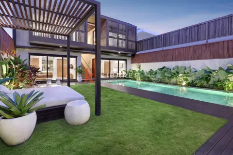 4 bedrooms Villa in Tibubeneng, Badung, Indonesia No. 12398