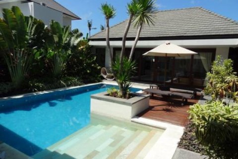 3 bedrooms Villa in South Denpasar, Denpasar, Indonesia No. 1183 2