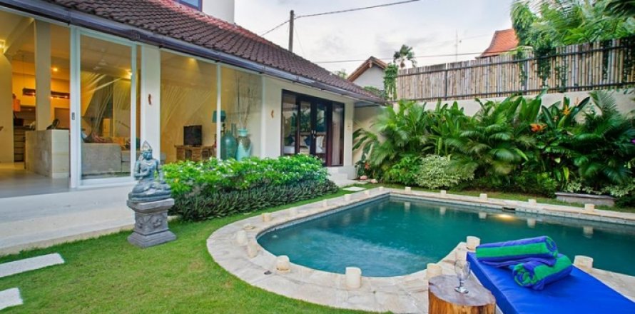 Вилла с 3 спальнями в Seminyak, Бадунг, Индонезия № 1394
