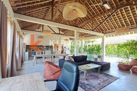 3 bedrooms Villa in Denpasar, Indonesia No. 12957 6