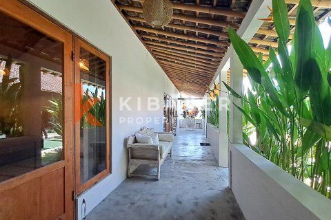 3 bedrooms Villa in Denpasar, Indonesia No. 12957 9